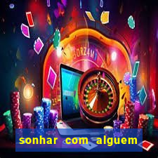 sonhar com alguem jogando cartas de tarot