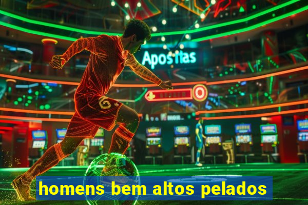 homens bem altos pelados