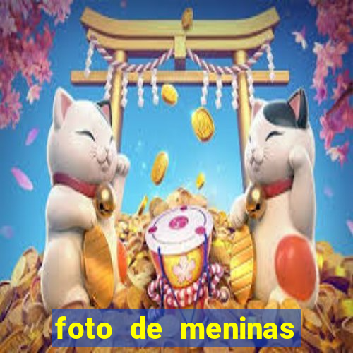 foto de meninas cacheadas fake