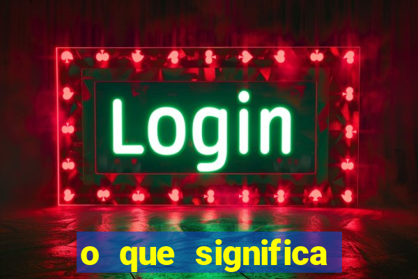 o que significa passarinho morto dentro de casa